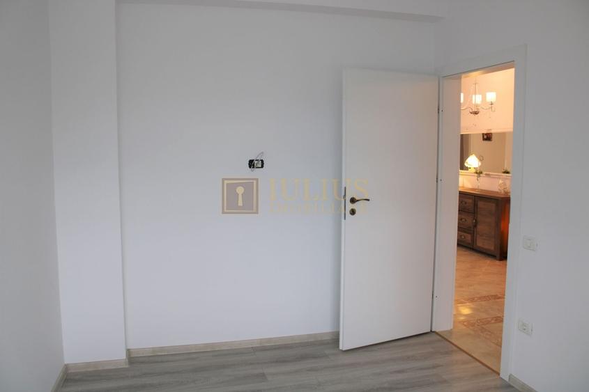 Duplex cu 3 camere cu Canalizare în Torontalului
