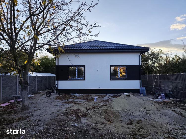 Casă cu 3 camere cu Teren 478 Mp în Tărtășești