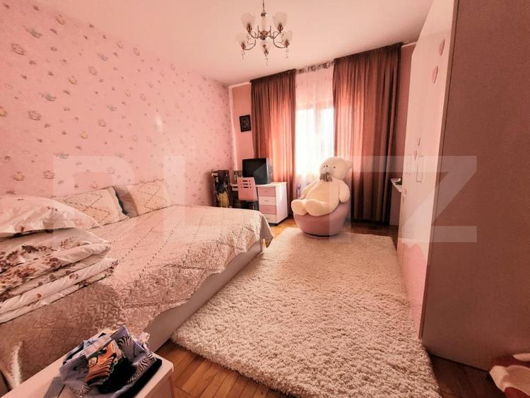Casă individuală cu 6 camere cu Teren 449 Mp în Calea Severinului