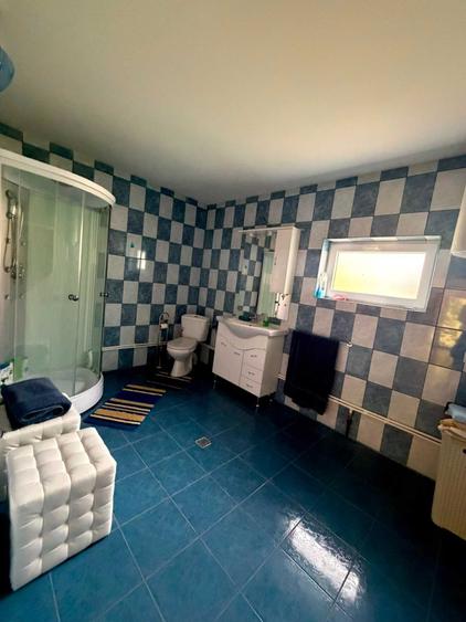 Casă cu 3 camere în Exterior Vest