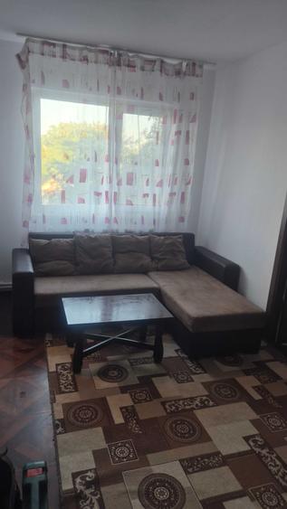 Apartament cu 2 camere nedecomandat în Central