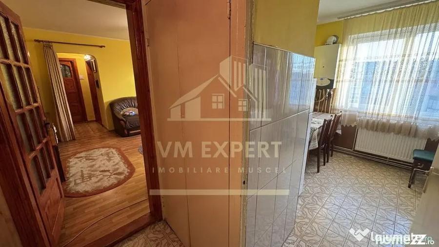 Apartament cu 2 camere semidecomandat în Central