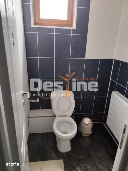 Casă cu 4 camere cu Teren 1200 Mp în Central