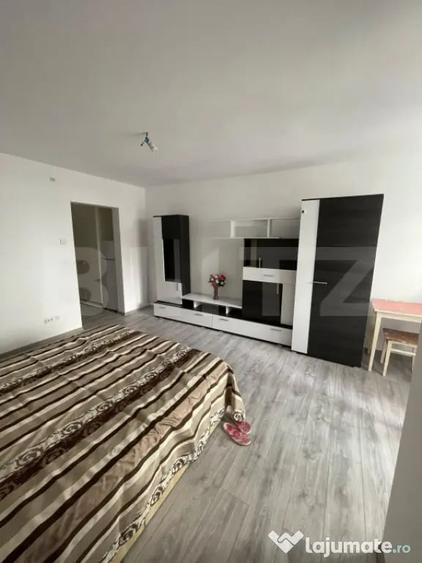 Garsonieră semidecomandată în Tătărași