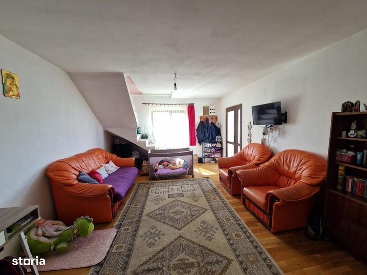 Casă cu 4 camere în Central