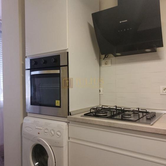 Apartament cu 3 camere decomandat, mobilat în Complex Studențesc