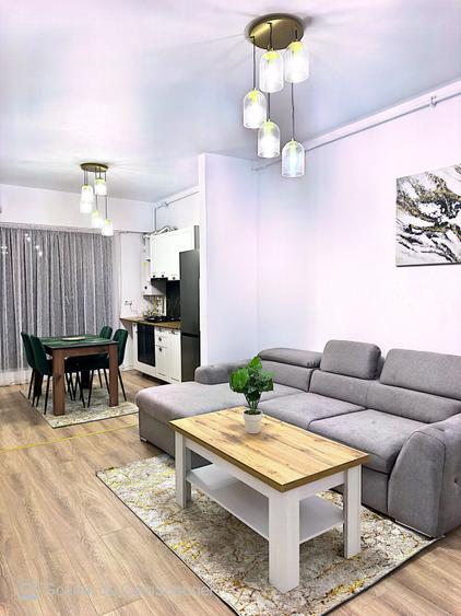 Apartament cu 2 camere decomandat în Titan