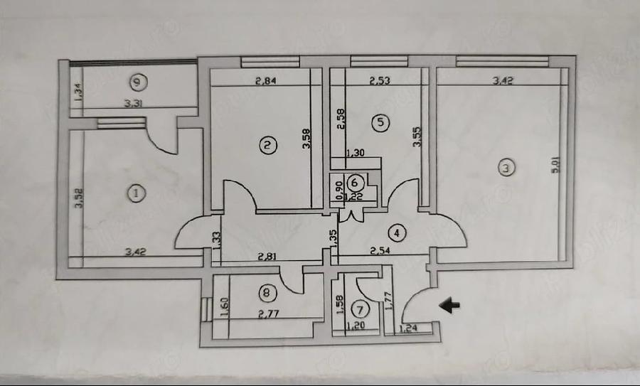 Apartament cu 3 camere decomandat în Sud