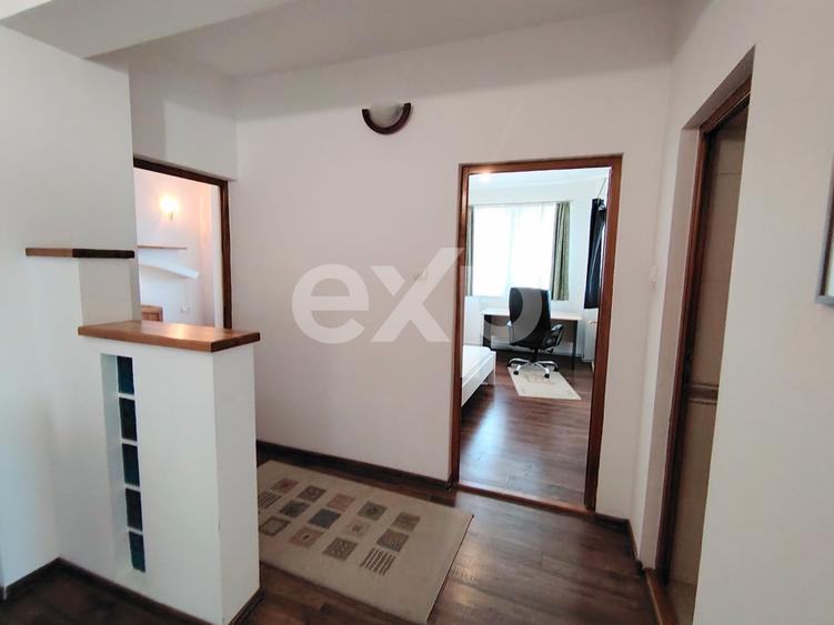 Apartament cu 4 camere semidecomandat, mobilat în Zorilor