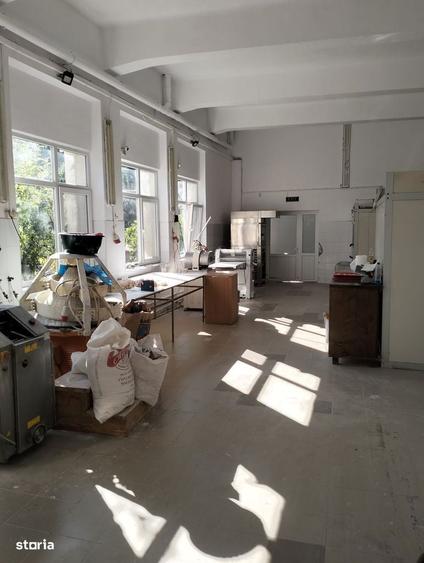 Oportunitate spatiu de productie, restaurant si pensiune - 3