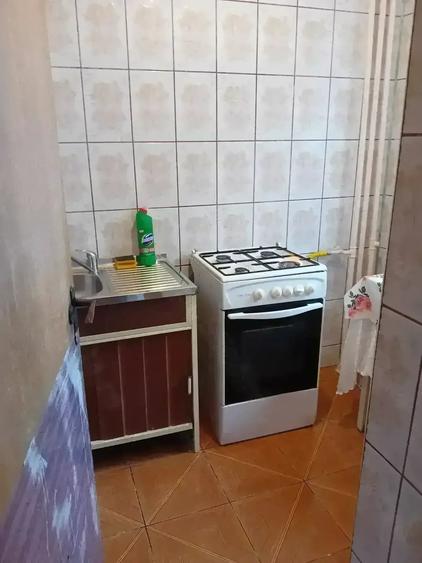 Garsonieră semidecomandată în Central