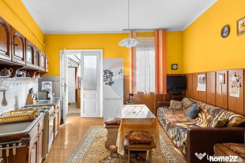 Apartament cu 2 camere decomandat în Central