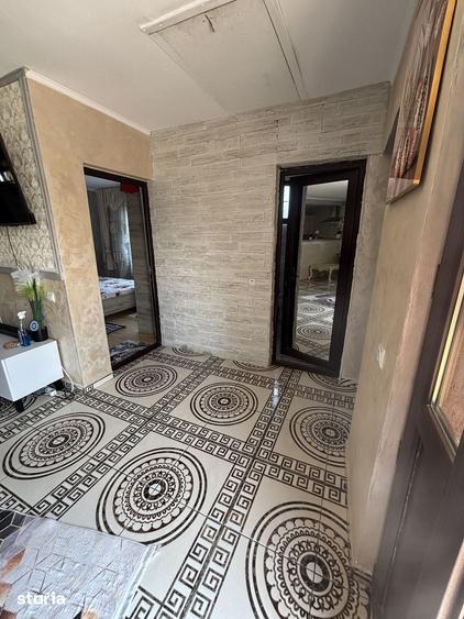 Casă cu 3 camere cu Teren 180 Mp în Central