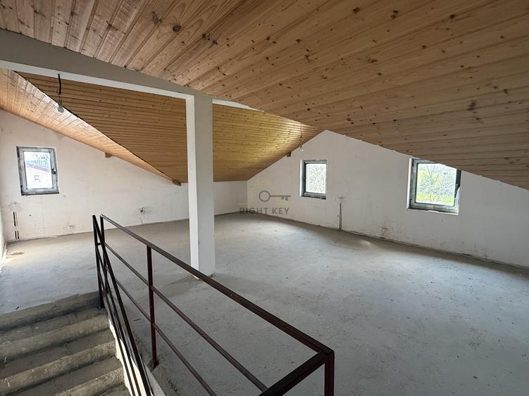 Duplex cu 4 camere cu Canalizare în Dragomirești-Vale