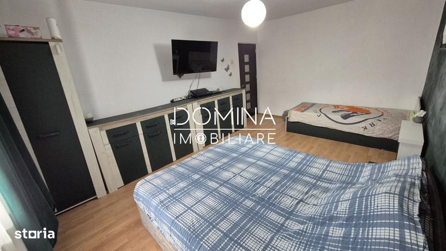 Apartament cu 3 camere decomandat în 9 Mai