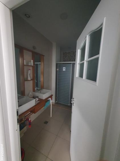 Spațiu comercial, de 93 mp, în Central
