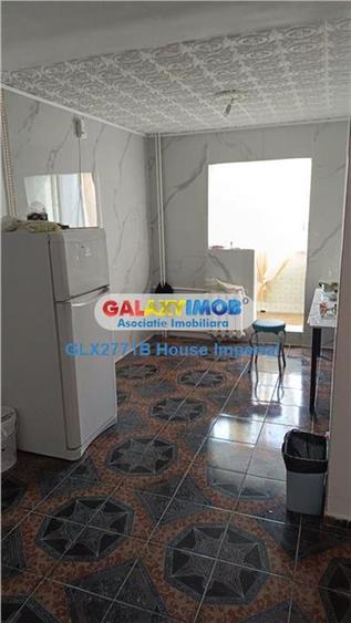 Apartament cu 3 camere decomandat în Basarabia