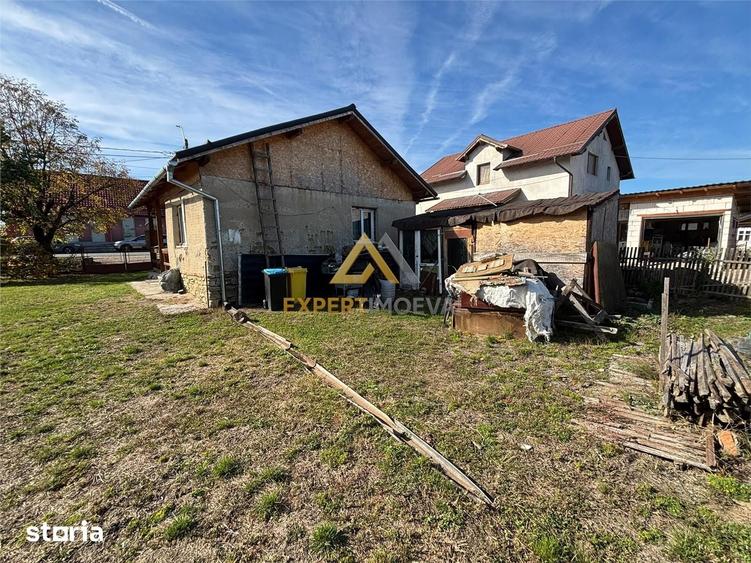 Casă cu 2 camere cu Teren 2186 Mp în Satulung