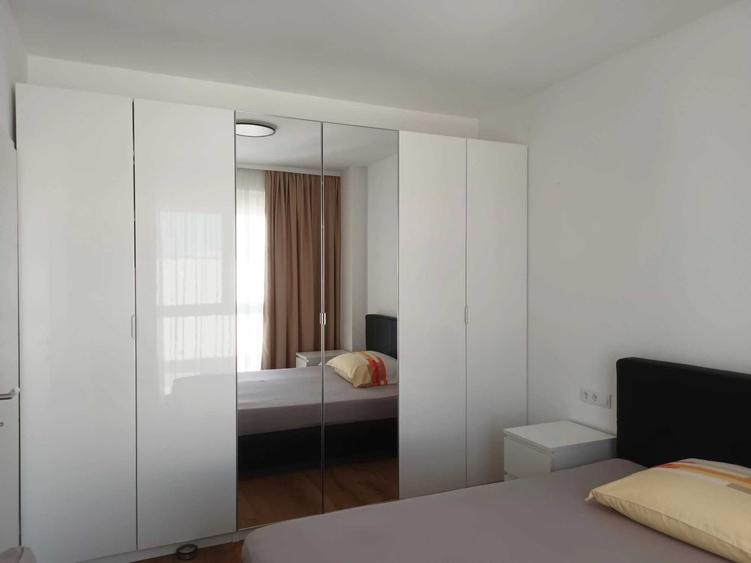 Apartament cu 2 camere semidecomandat în Central