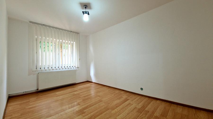 Apartament cu 2 camere decomandat, mobilat în Răcădău