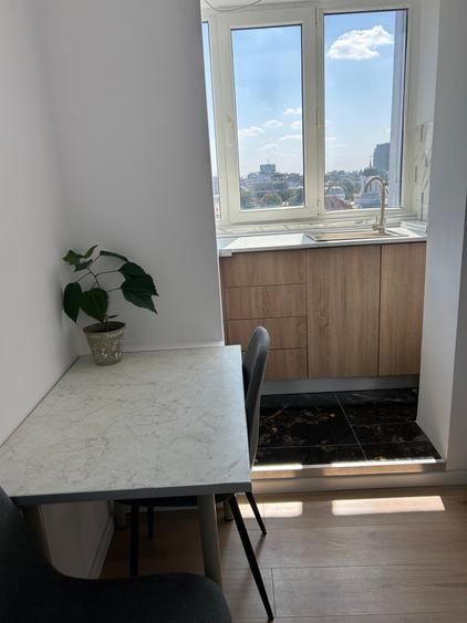 Apartament cu 2 camere decomandat în Romană