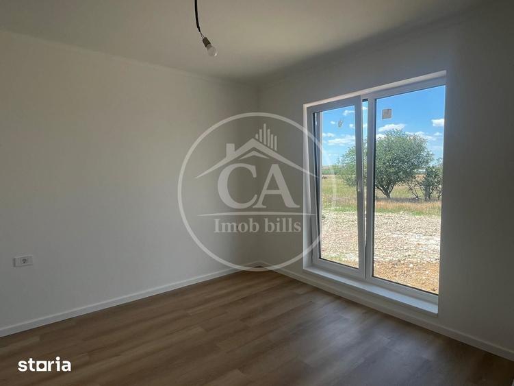 Casă cu 4 camere decomandat cu Teren 500 Mp în Sântandrei