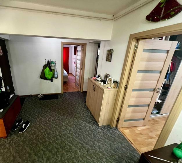 Apartament cu 4 camere decomandat în Nord