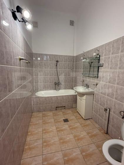 Apartament nemobilat 75 mp | Ultracentral | Renovat Integral - 9