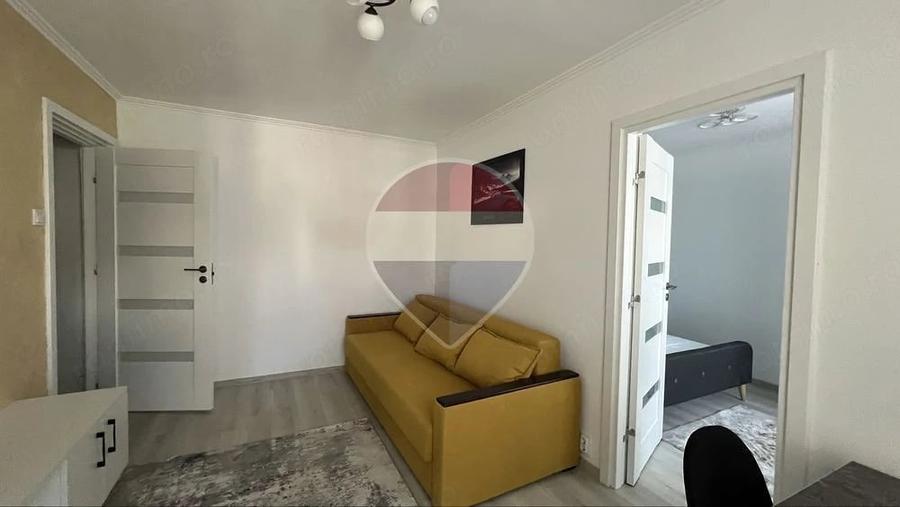 Apartament cu 2 camere nedecomandat în Tătărași