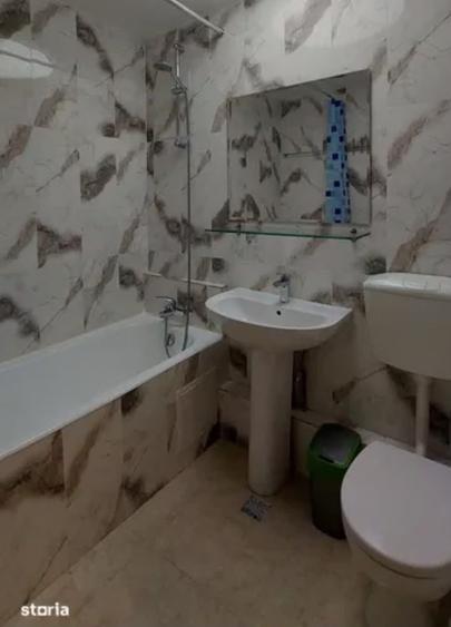 Apartament cu 2 camere semidecomandat, mobilat în Titan