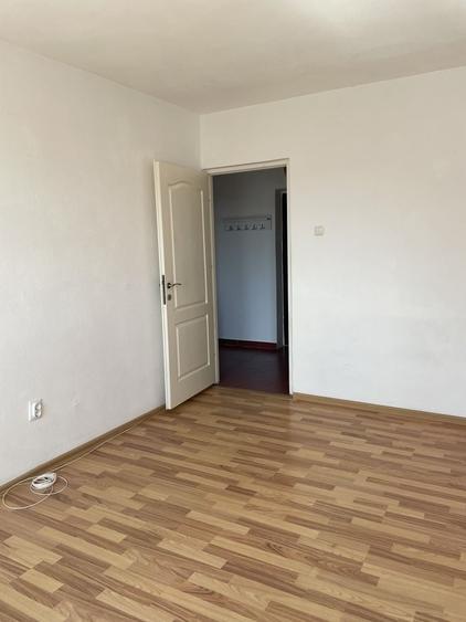 Garsonieră decomandată în Exterior Vest