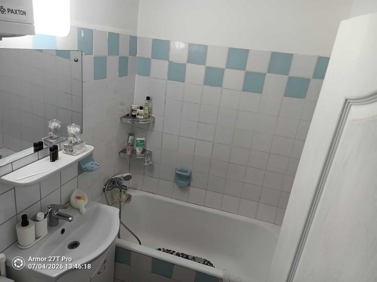 Apartament cu 2 camere decomandat în Berceni