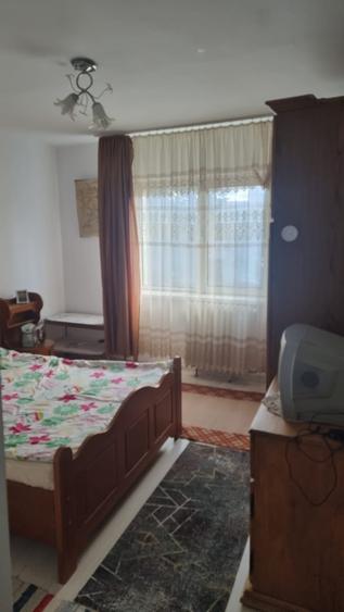 Apartament cu 2 camere decomandat în Libertății