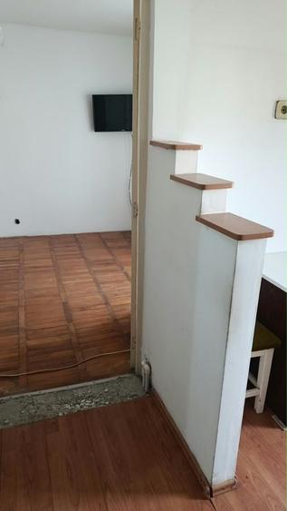 Garsonieră decomandată în Central
