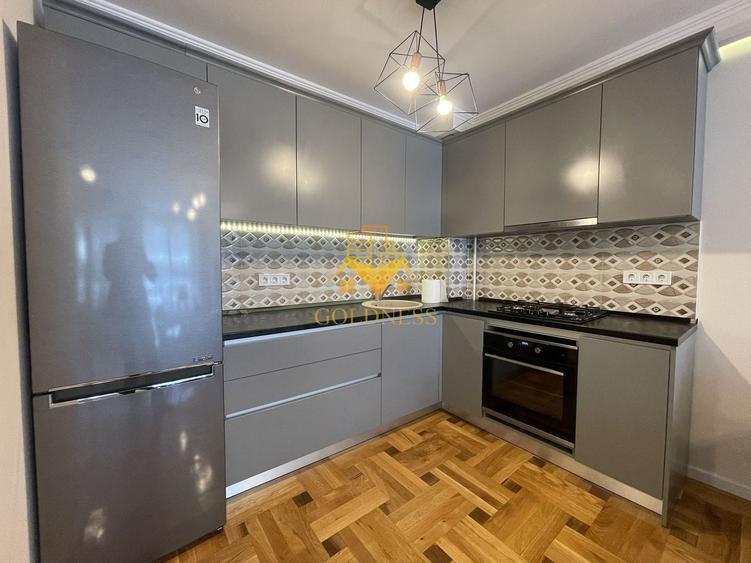Apartament cu 2 camere semidecomandat, mobilat în Bună Ziua