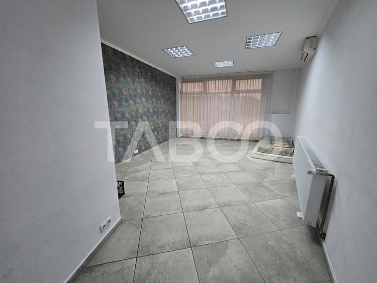 Apartament cu 4 camere decomandat, mobilat în Slimnic