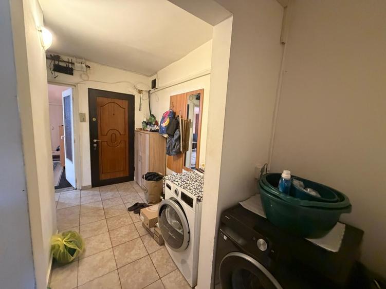 Apartament cu 2 camere decomandat în Semicentral