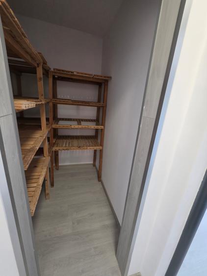 Apartament cu 3 camere decomandat în P-ța Unirii