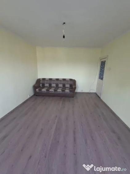 Apartament cu 2 camere decomandat în Brazda lui Novac