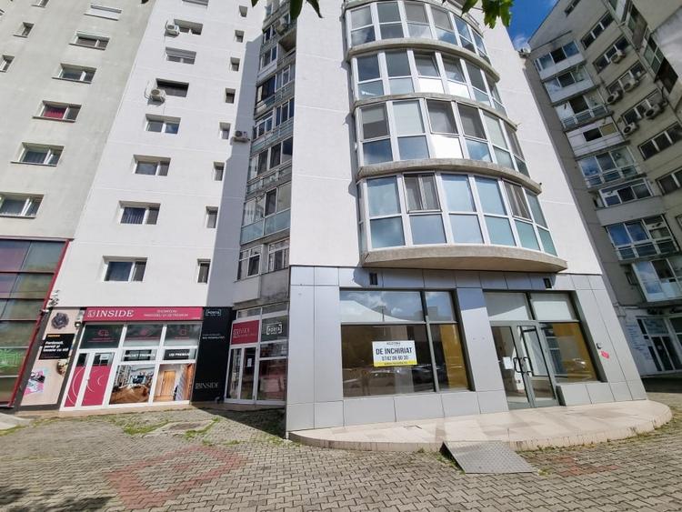 Spațiu comercial, de 110 mp, în 9 Mai