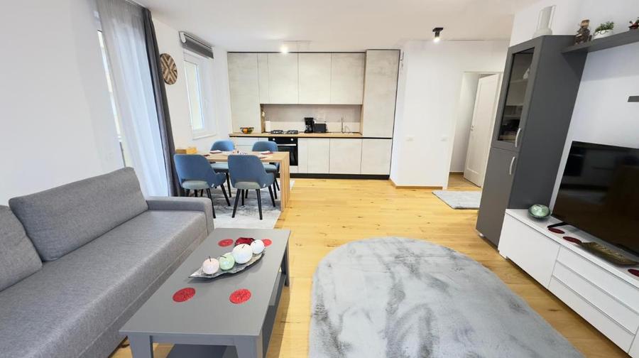Apartament cu 2 camere decomandat, mobilat în Astra