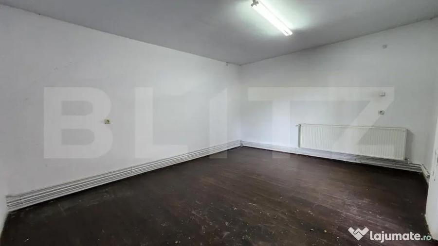 Casă cu 4 camere cu Teren 1255 Mp în 7 Noiembrie