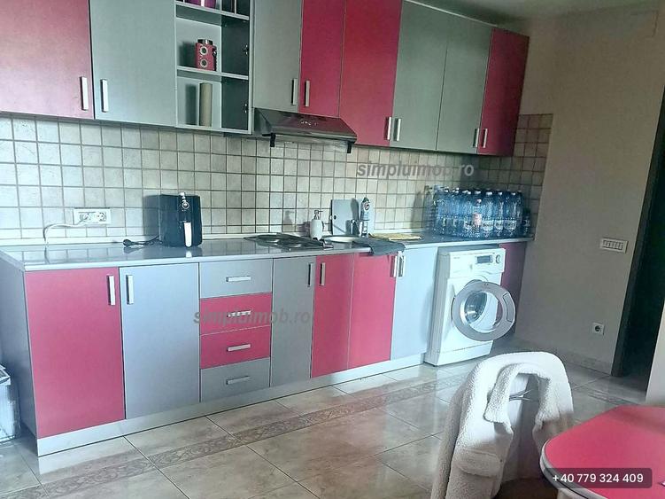 Casă individuală cu 9 camere cu Canalizare în Ferentari