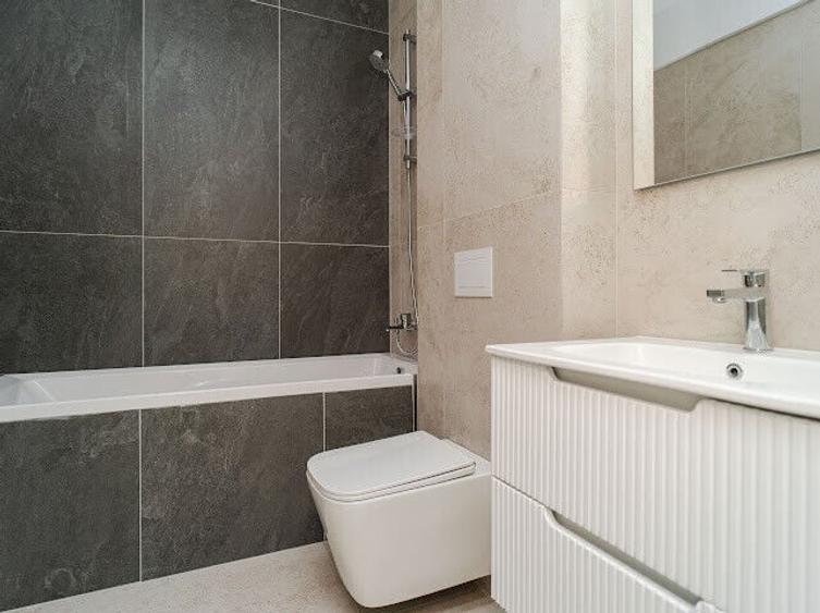 Apartament cu 2 camere decomandat în Galata
