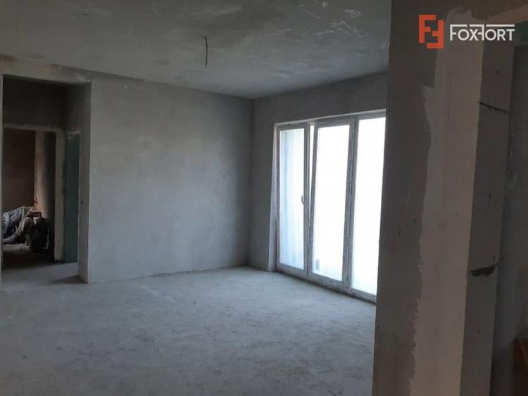 Apartament cu 3 camere de vanzare in Timisoara, zona Plopi - 3