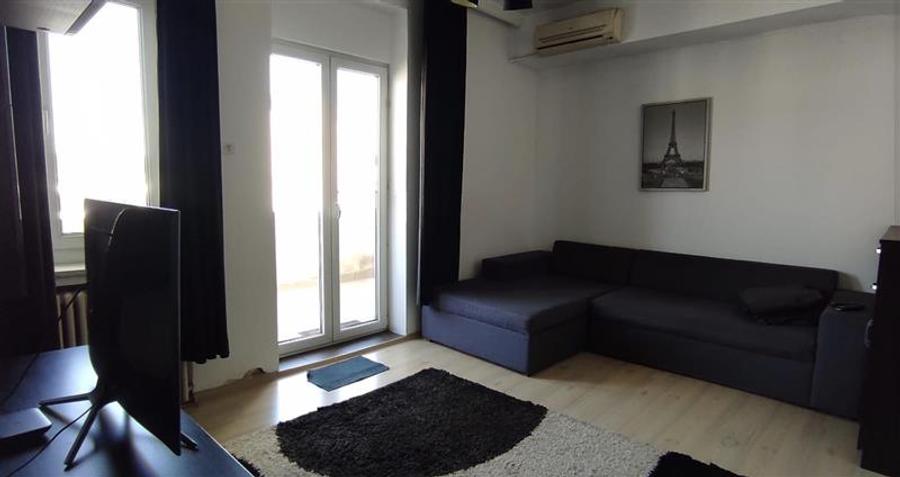 Apartament cu 2 camere semidecomandat în Magheru