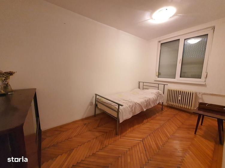 Apartament cu 3 camere semidecomandat în Țiglina 1