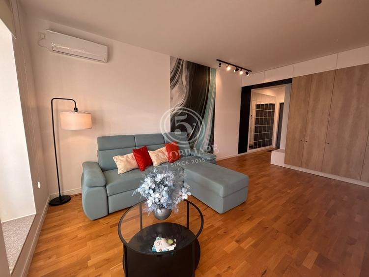 Apartament cu 2 camere semidecomandat în Tineretului