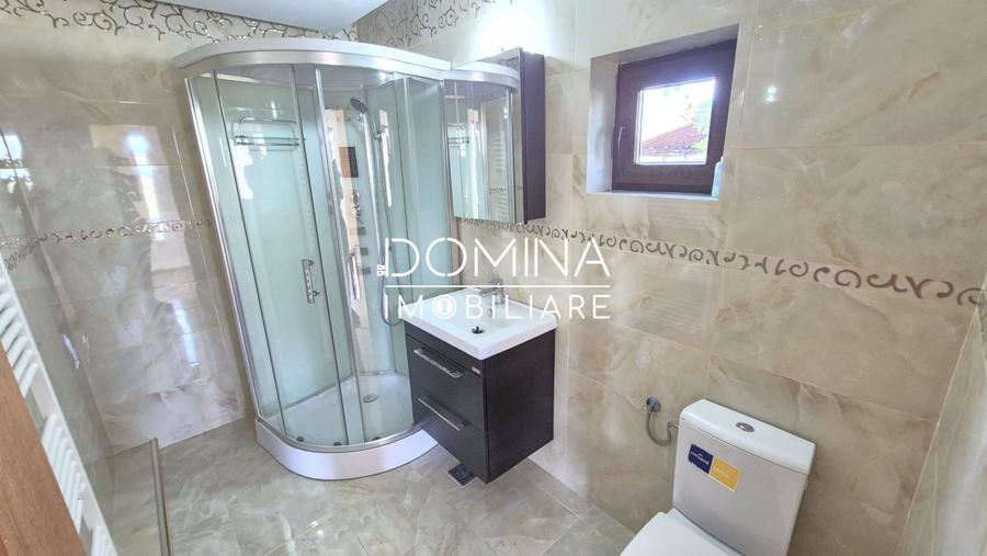Casă individuală cu 6 camere cu Teren 300 Mp în Sud
