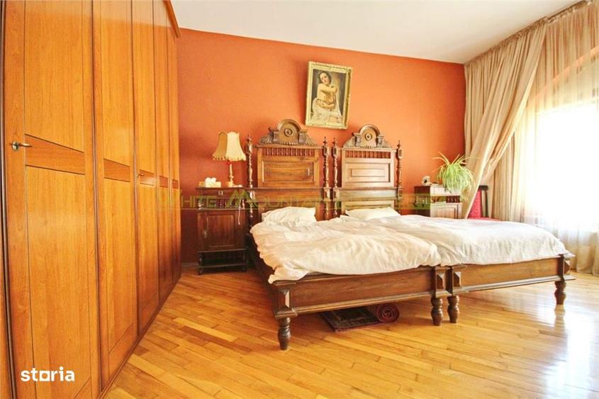 Apartament cu 2 camere, mobilat în Schei